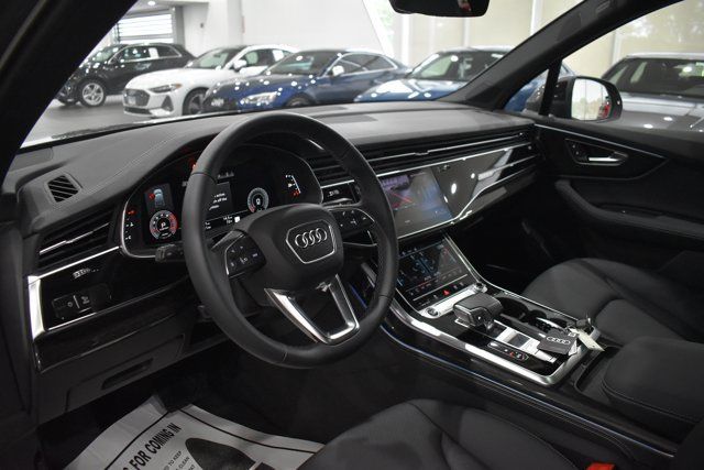 Used 2026 Audi Q7 3.0T Premium Plus w/ Premium Plus Package AWD/4WD image 12