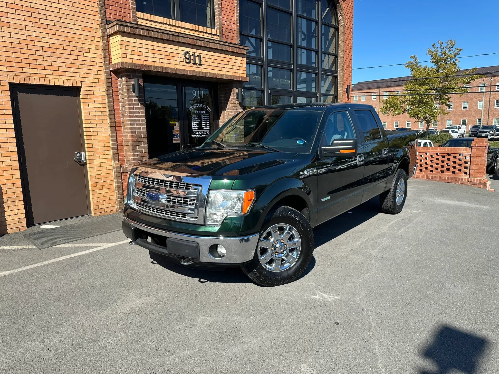 Used 2013 Ford F150 XLT w/ Luxury Equipment Group AWD/4WD image 1