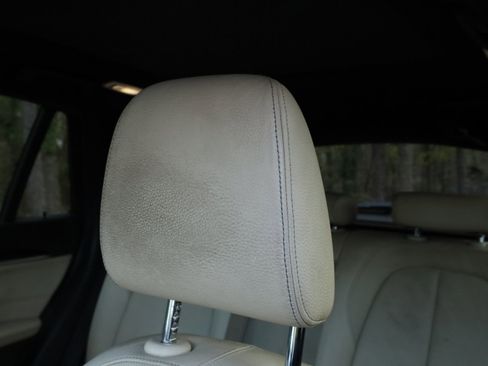 Used 2017 BMW X1 xDrive28i w/ Premium Package image 42