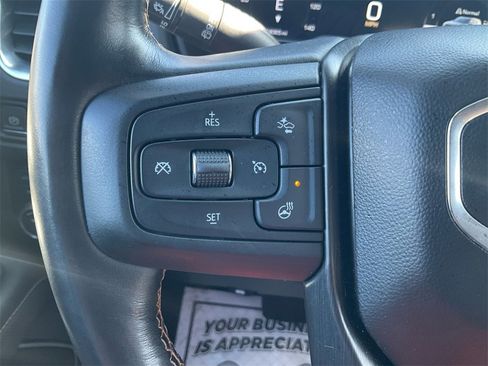 Used 2023 GMC Yukon XL AT4 image 19