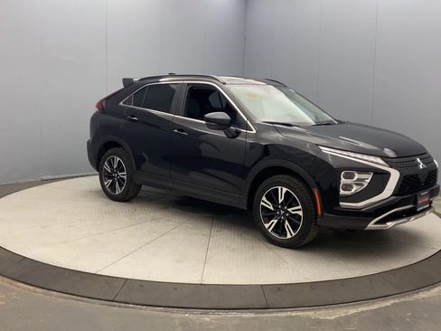 Used 2024 Mitsubishi Eclipse Cross AWD image 7