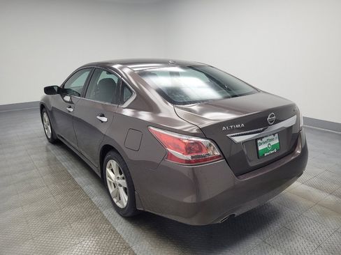 Used 2015 Nissan Altima 2.5 SV image 5