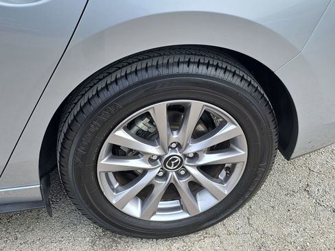 Used 2021 MAZDA MAZDA3 Sedan FWD image 31