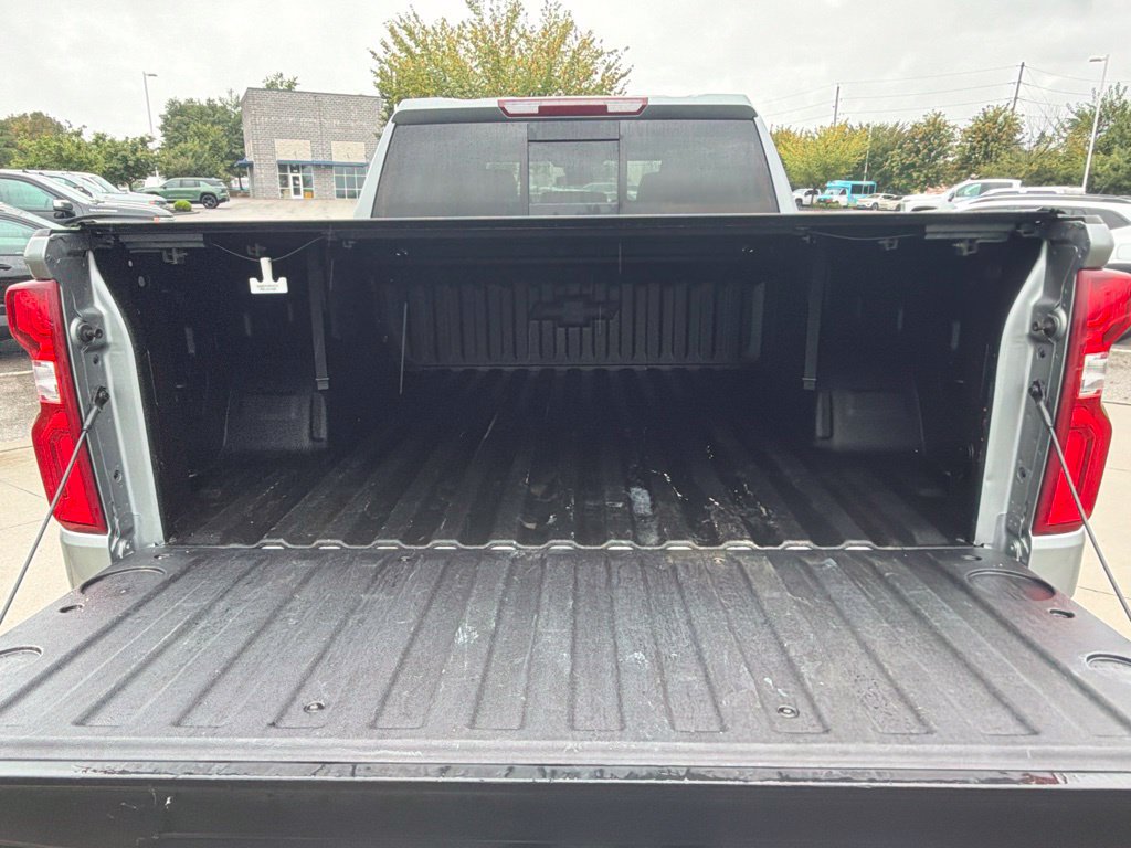 Used 2025 Chevrolet Silverado 1500 RST AWD/4WD image 48