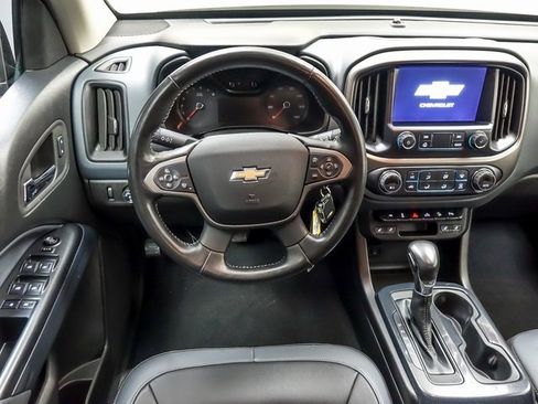 Used 2022 Chevrolet Colorado Z71 image 12