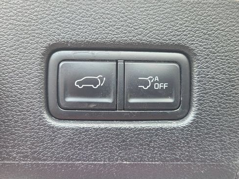 Used 2025 Kia Telluride AWD image 35