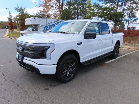New 2025 Ford F150 Lightning Flash image 3