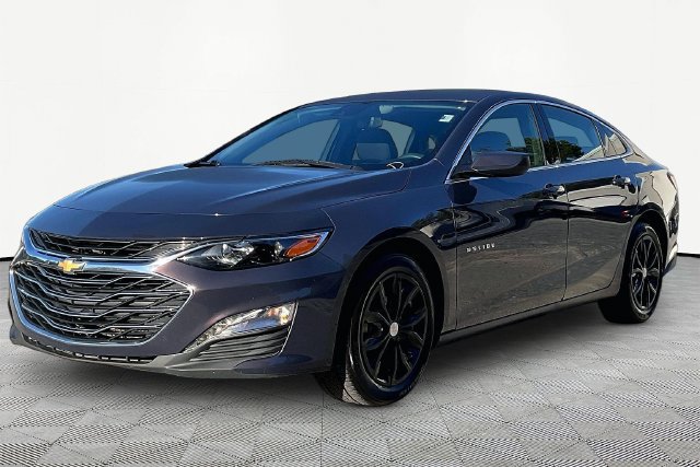 Used 2025 Chevrolet Malibu LT FWD image 3