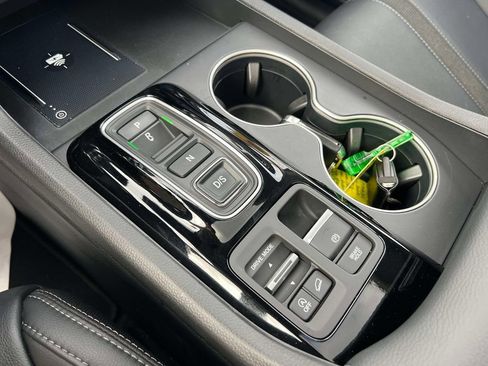 Used 2023 Honda Pilot Touring image 30