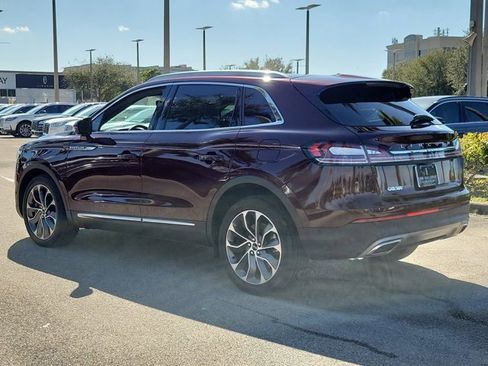 Certified 2022 Lincoln Nautilus Reserve w/ Equipment Group 201A image 4