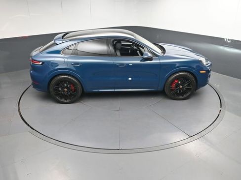 New 2025 Porsche Cayenne S image 39