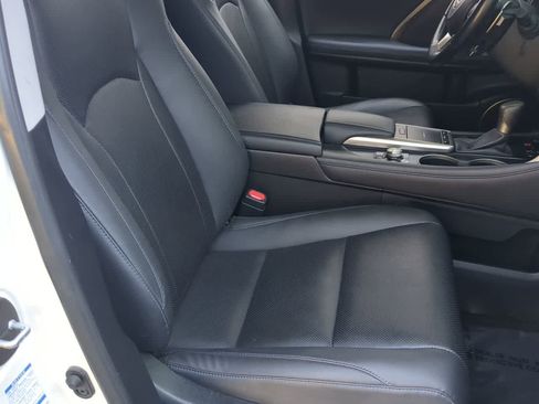 Used 2022 Lexus RX 350L Premium image 22