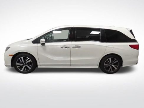 Used 2019 Honda Odyssey Elite image 2