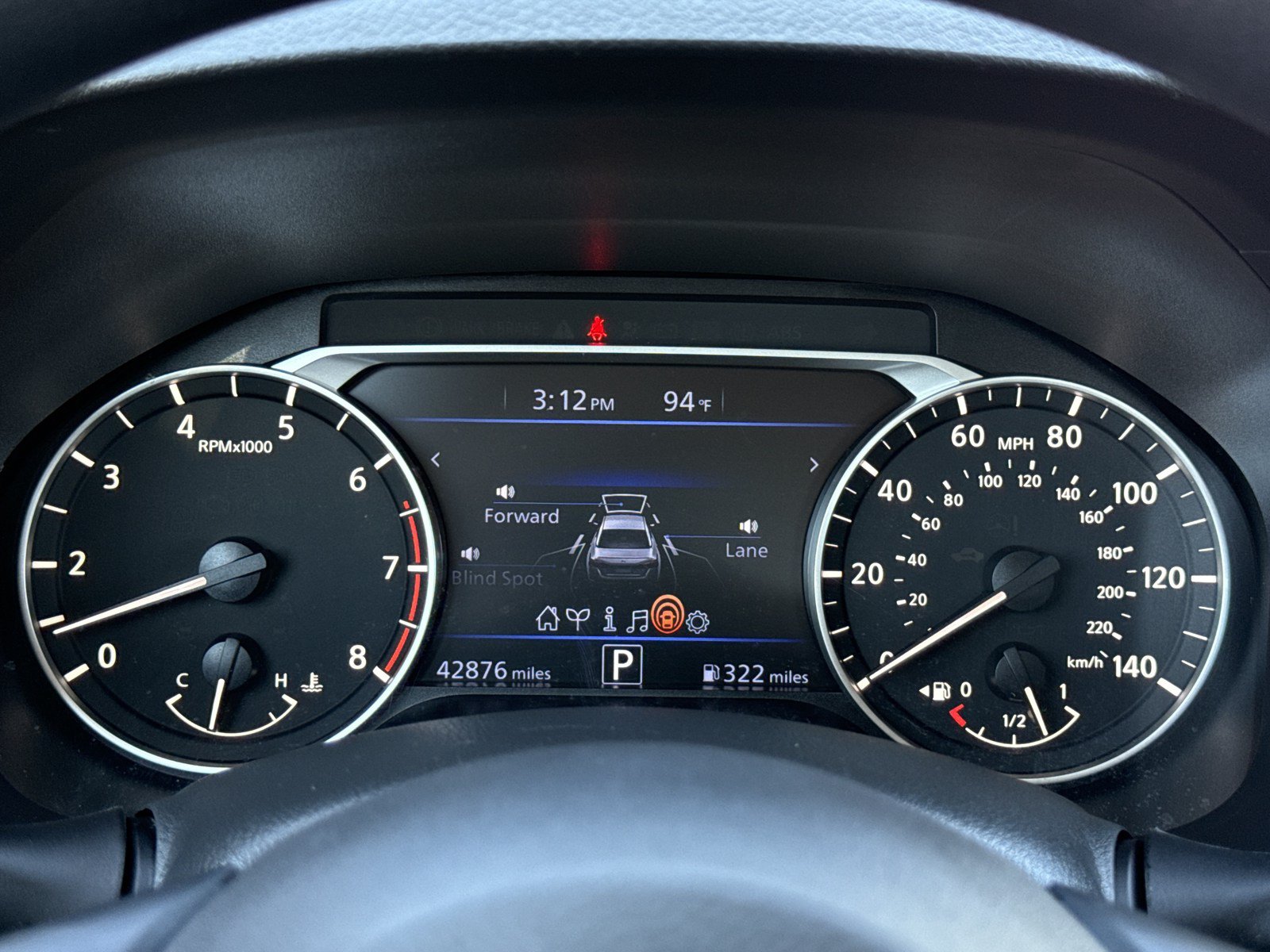 Used 2025 Nissan Altima 2.5 SV FWD image 19