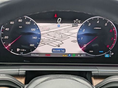 Used 2025 Mercedes-Benz GLS 450 4MATIC image 7