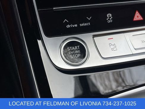 Used 2025 Audi A8 L 3.0T w/ Executive Package image 17