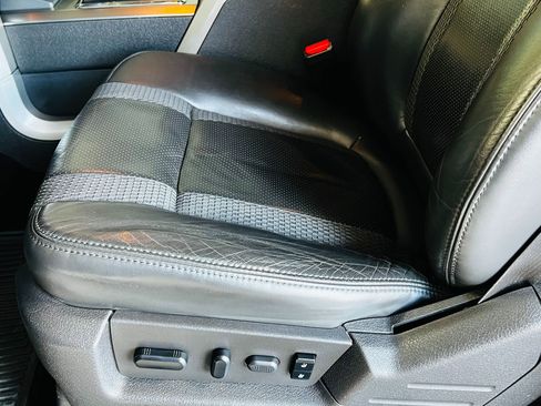 Used 2012 Ford F150 Raptor w/ Raptor Luxury Pkg image 13