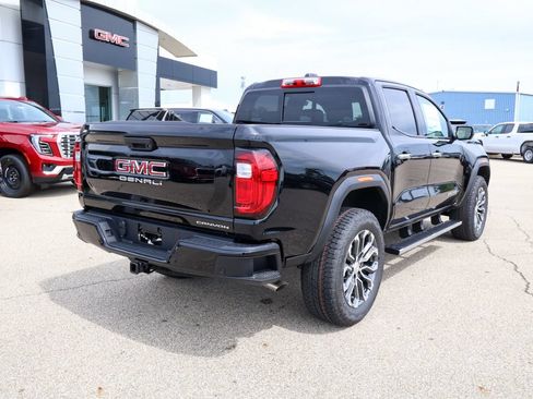 New 2026 GMC Canyon Denali w/ LPO, Black Badging Package AWD/4WD image 3