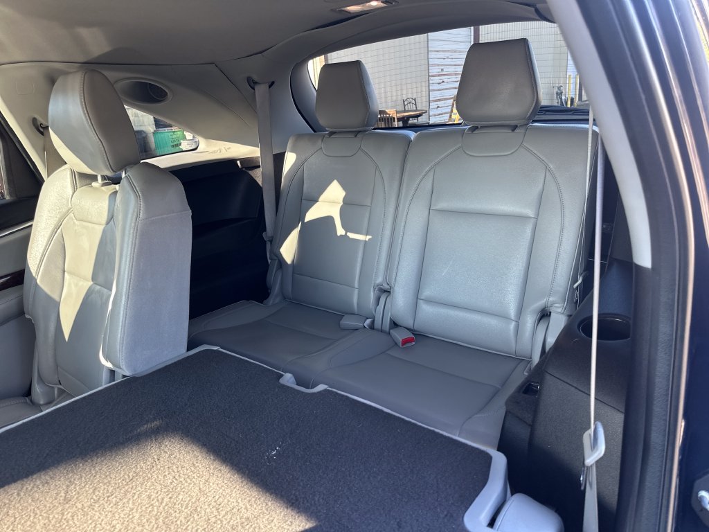 Used 2017 Acura MDX w/ Technology Package AWD/4WD image 17