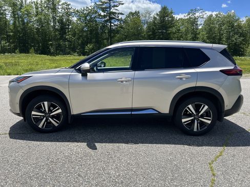 Used 2023 Nissan Rogue Platinum w/ Platinum Premium Package AWD/4WD image 8