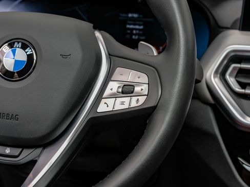 Used 2025 BMW X4 xDrive30i image 22