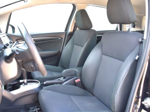 Used 2019 Honda Fit LX image 11