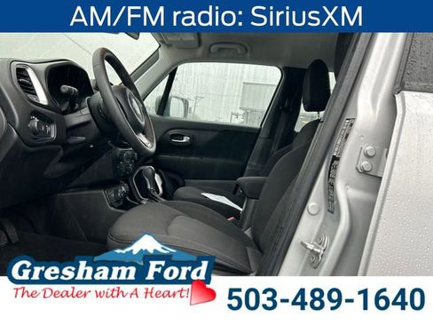 Used 2021 Jeep Renegade Sport image 11