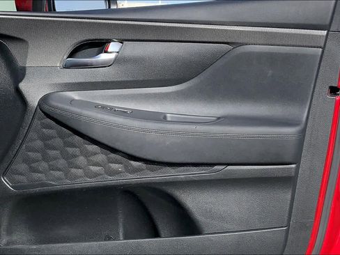 Used 2019 Hyundai Santa Fe SE image 22