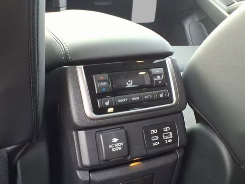New 2025 Subaru Ascent Touring w/ Popular Package #2 image 18