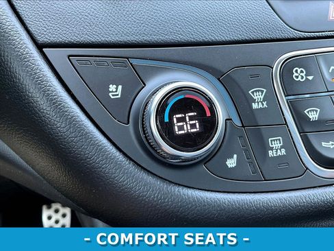 Used 2017 Chevrolet Malibu Premier w/ Premier Sun and Wheel Package FWD image 15