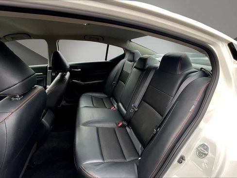 Used 2024 Nissan Altima 2.5 SR FWD image 22