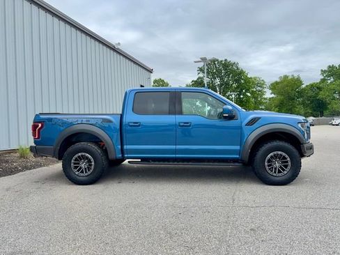 Used 2019 Ford F150 Raptor w/ Equipment Group 802A Luxury AWD/4WD image 7