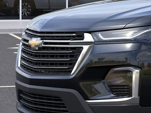 Used 2023 Chevrolet Traverse LT AWD/4WD image 13