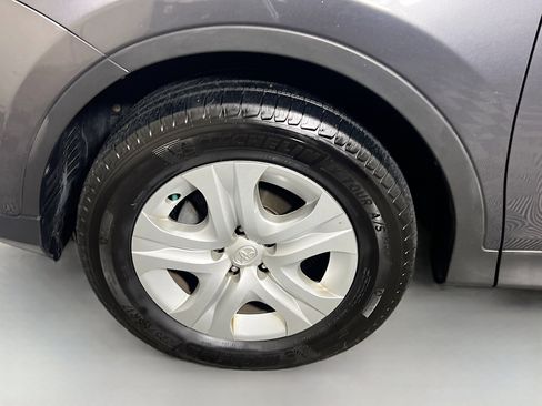 Used 2015 Toyota RAV4 LE image 13