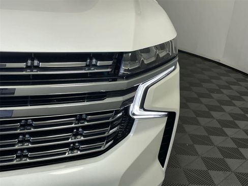 Used 2023 Chevrolet Tahoe Premier AWD/4WD image 9