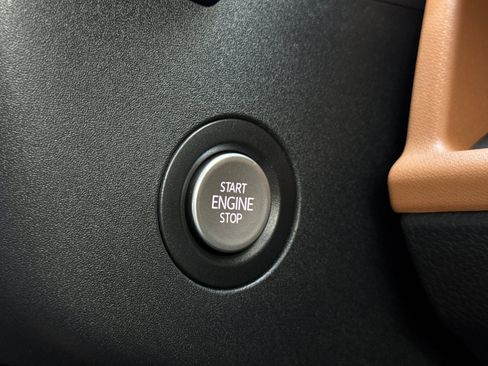 New 2025 Volkswagen ID. Buzz Pro S image 22