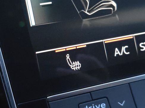 Used 2022 Audi Q7 2.0T Premium w/ Convenience Package image 23