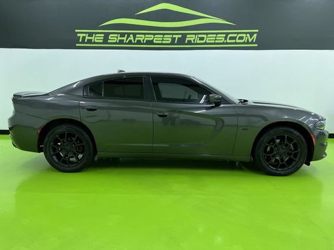 Used 2018 Dodge Charger GT AWD/4WD image 11