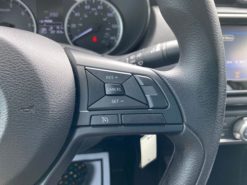 Used 2024 Nissan Versa S w/ Trunk Package image 28