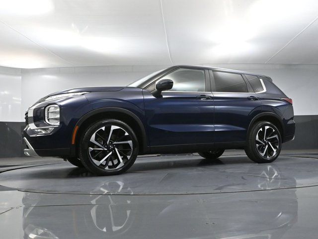 Used 2024 Mitsubishi Outlander SE AWD/4WD image 48