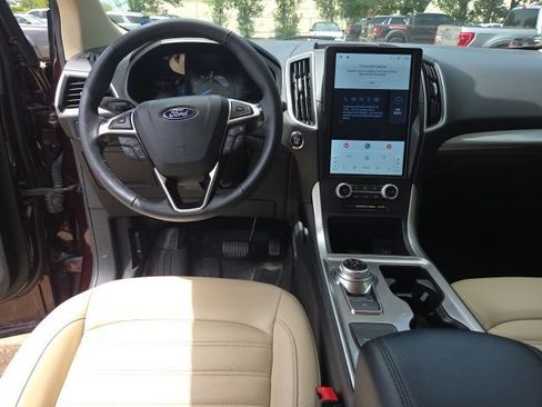 Used 2024 Ford Edge SEL w/ Convenience Package AWD/4WD image 7