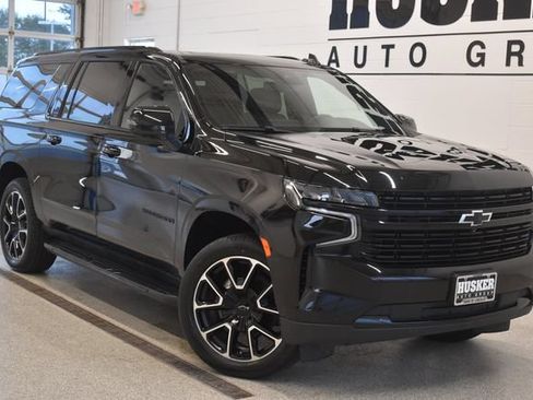 Used 2023 Chevrolet Suburban RST w/ Luxury Package AWD/4WD image 1