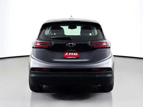 Used 2023 Chevrolet Bolt LT FWD image 4