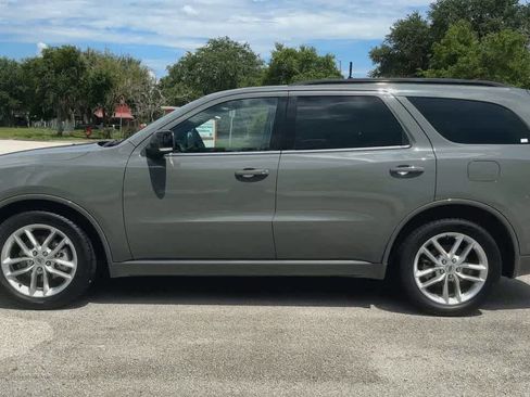 Used 2024 Dodge Durango GT RWD image 5