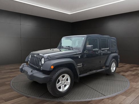 Used 2016 Jeep Wrangler Unlimited Sport w/ Quick Order Package 24S AWD/4WD image 4