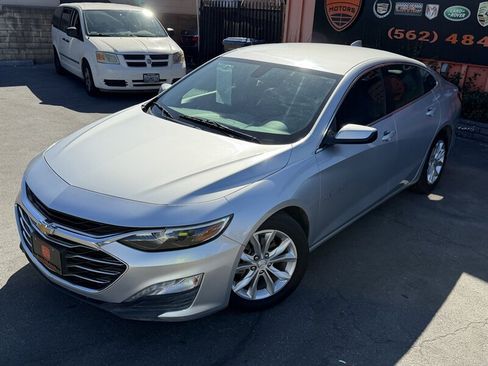 Used 2020 Chevrolet Malibu LT FWD image 4