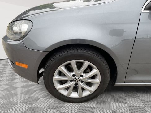 Used 2011 Volkswagen Jetta SE FWD image 25