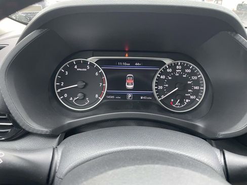 Used 2025 Nissan Sentra SR w/ Midnight Edition image 37