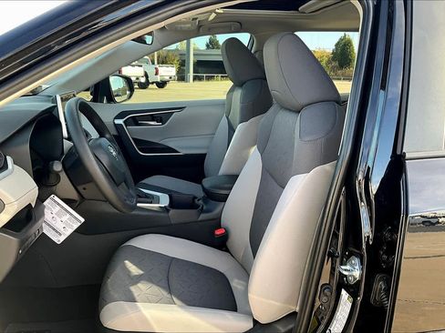 New 2025 Toyota RAV4 XLE image 9