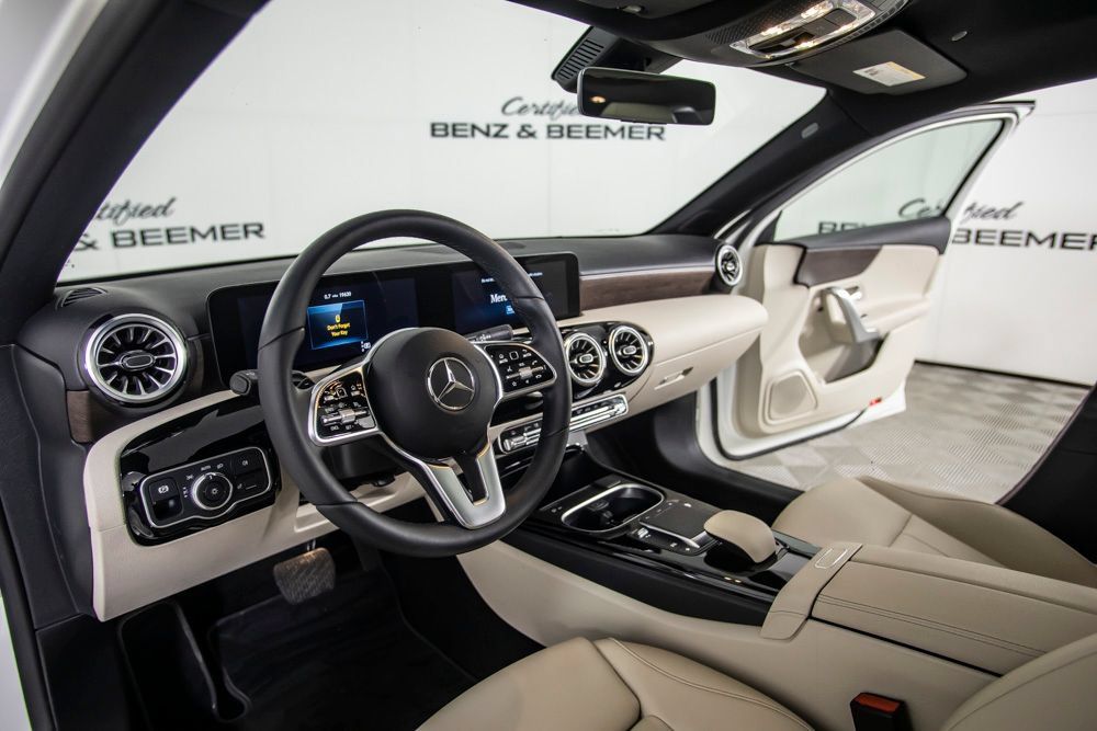 Used 2022 Mercedes-Benz A 220 image 20